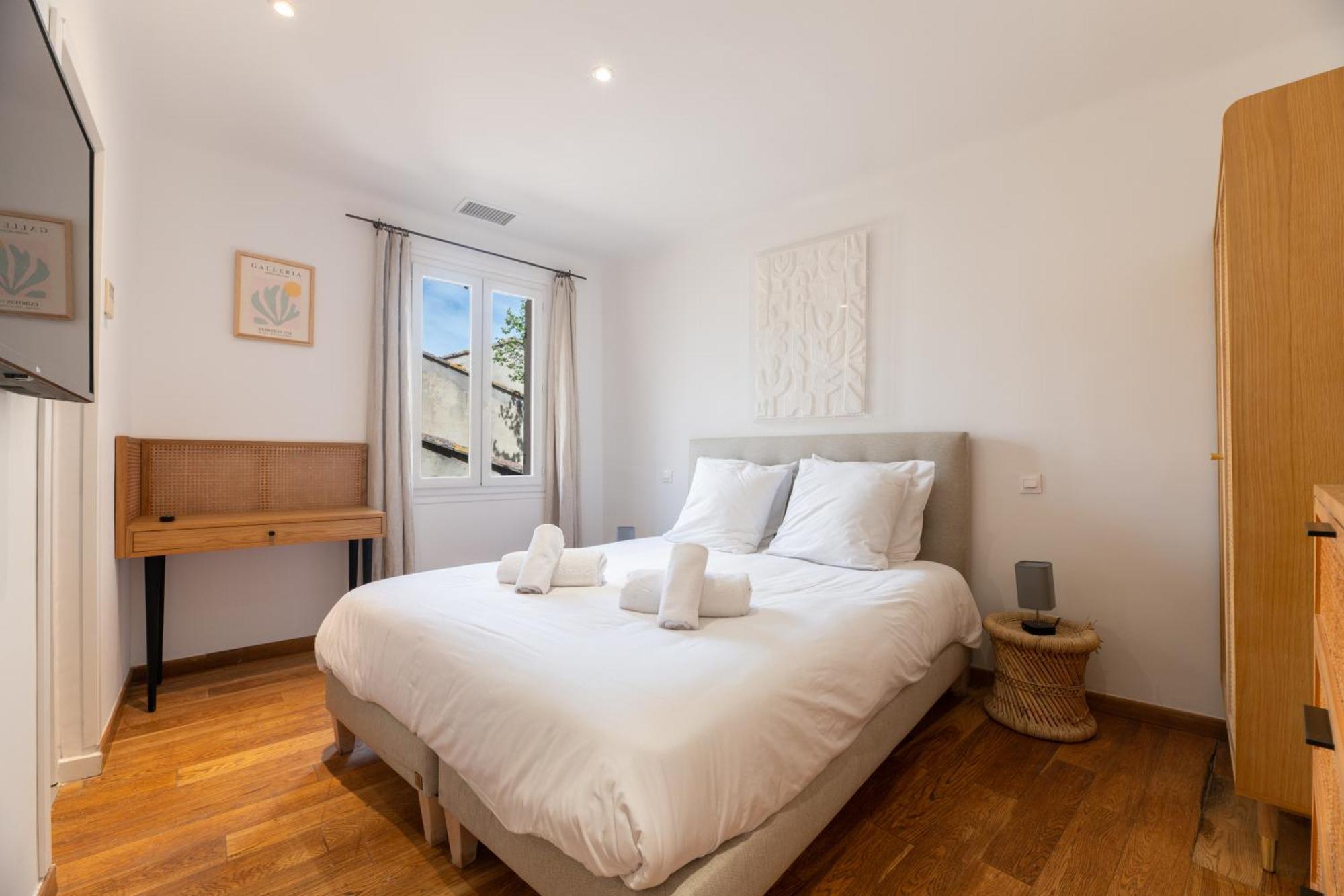 Appartement Place Des Lices Сен Тропе Екстериор снимка