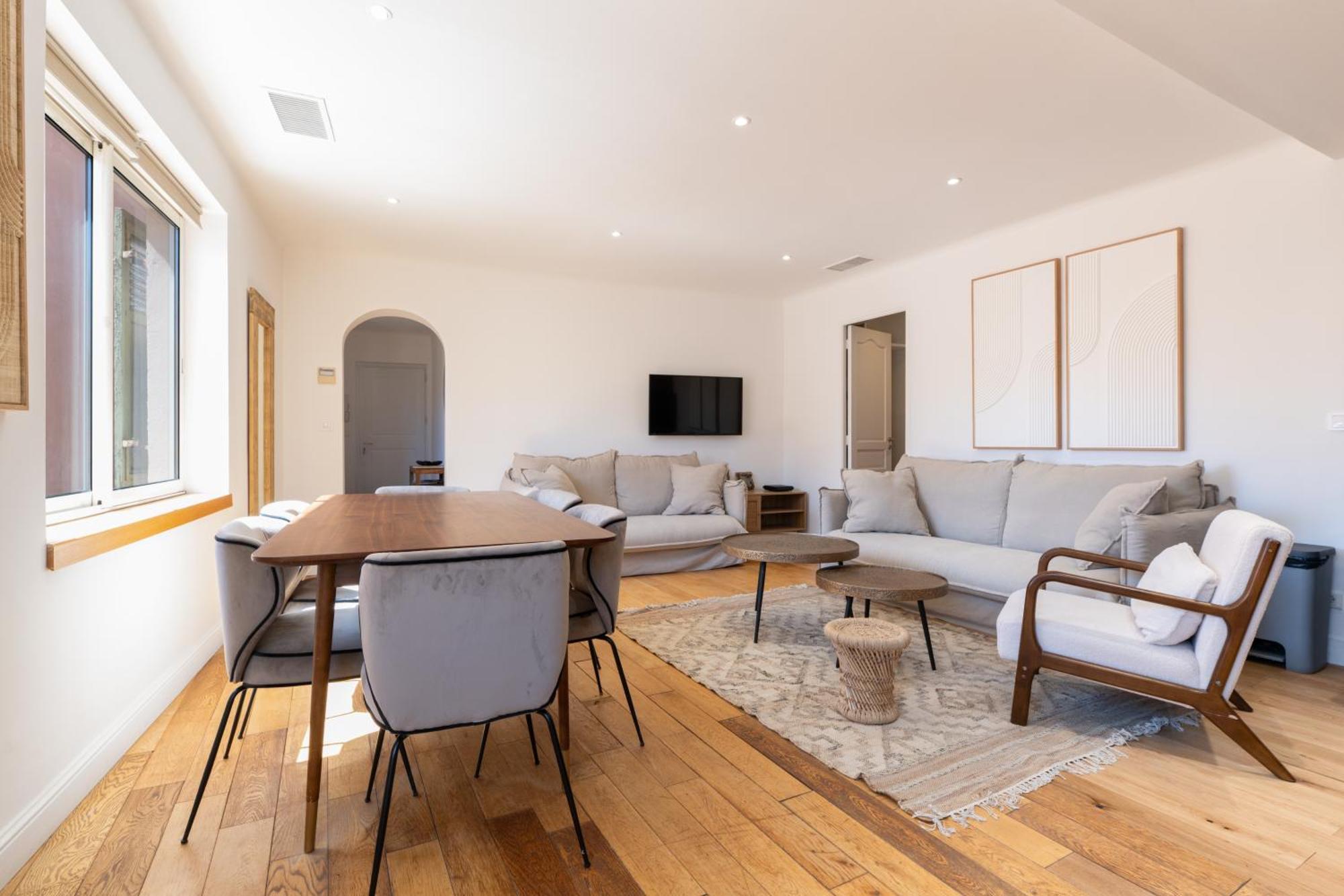 Appartement Place Des Lices Сен Тропе Екстериор снимка